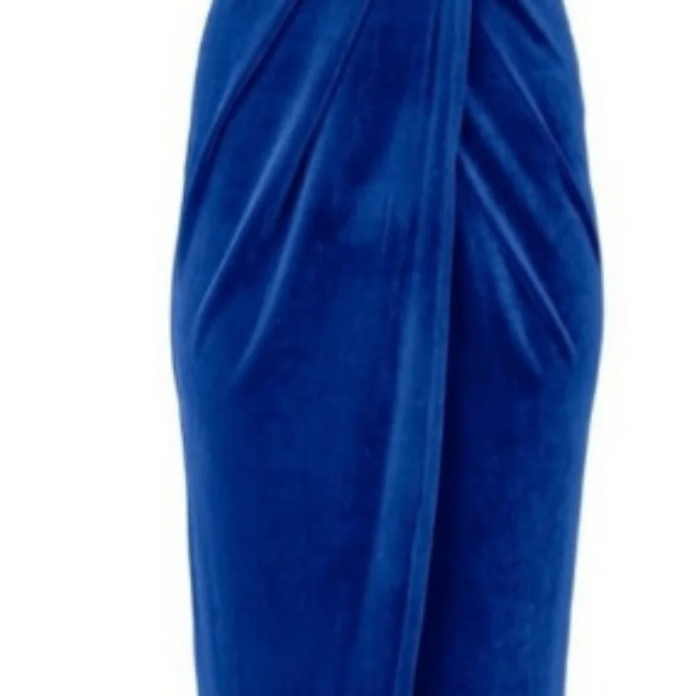 Blue Velvet Lace-Trim Evening Gown - Picture 3 of 4